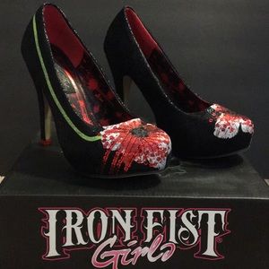 Iron fist girl bleeder platform size36
